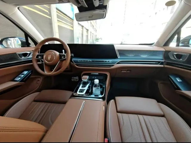 Hongqi H9 — Фото автомобиля 3
