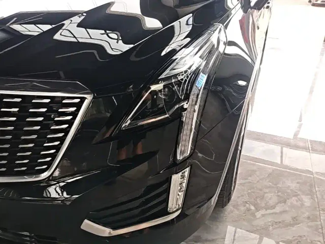 Cadillac XT5 — Фото автомобиля 23