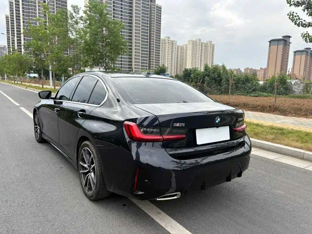 BMW 3 Series — Фото автомобиля 7