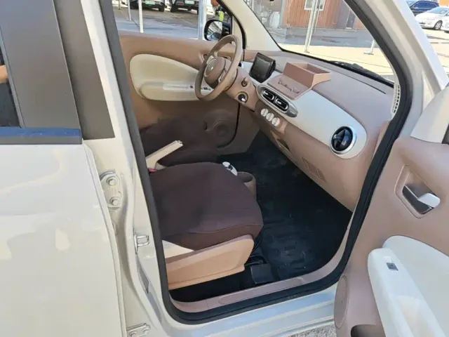 Wuling Hongguang Mini EV — Фото автомобиля 24