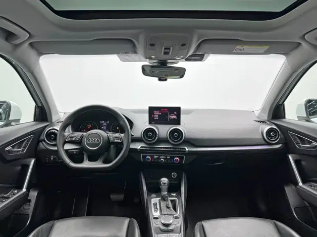 Audi Q2L — Фото автомобиля 22