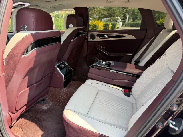 Hongqi H9 — Фото автомобиля 6