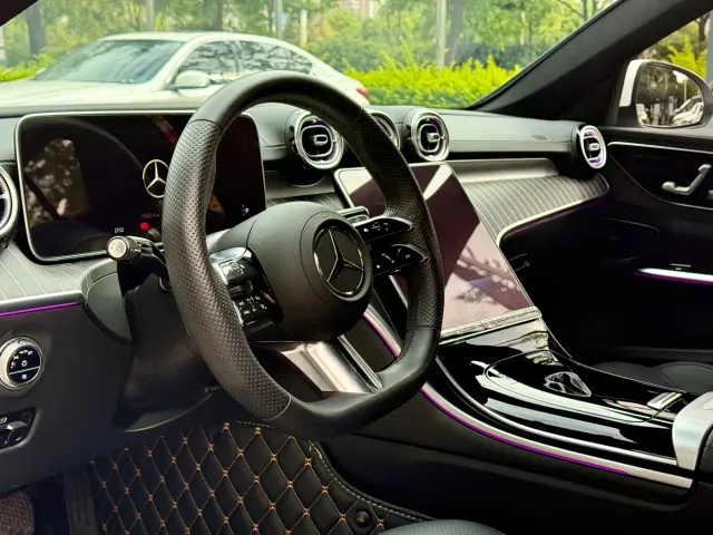 Mercedes-Benz C-Class — Фото автомобиля 14