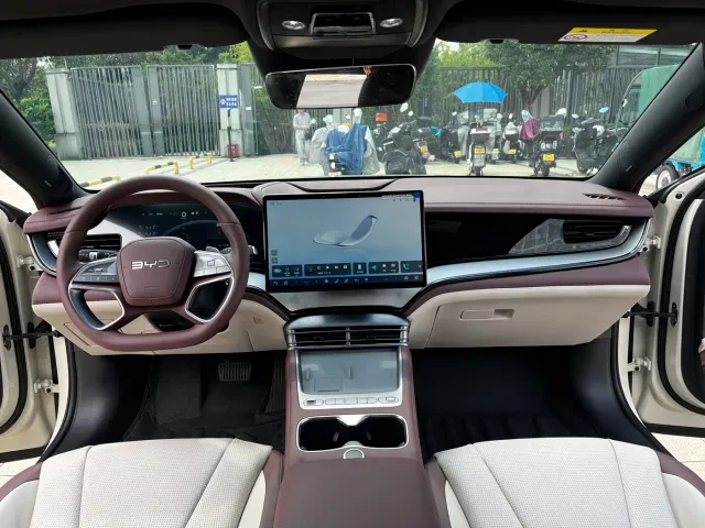 BYD Seal 07 DM-i — Фото автомобиля 5