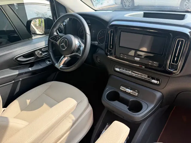Mercedes-Benz Vito — Фото автомобиля 3