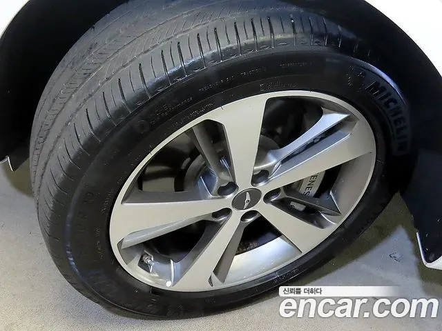 Genesis GV80 — Фото автомобиля 20