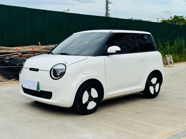 Фотография автомобиля — Changan Lumin