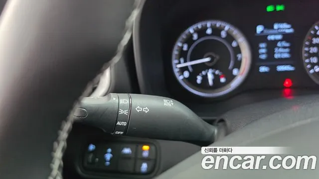 Hyundai Venue Venue 1.6 Modern Plus — Фото автомобиля 27