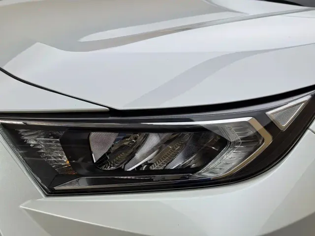 Toyota RAV4 — Фото автомобиля 22
