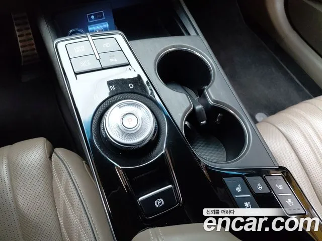 Kia K8 Signature — Фото автомобиля 9