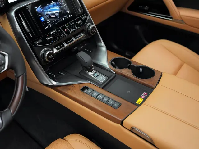 Lexus LX — Фото автомобиля 13