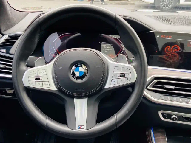 BMW X5 — Фото автомобиля 9
