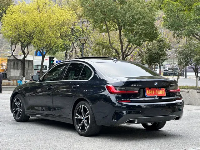 BMW 3 Series — Фото автомобиля 5