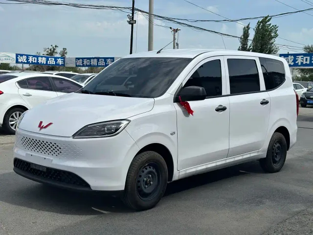 Фотография автомобиля — Wuling Hongguang