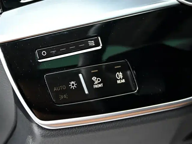 Audi A8 — Фото автомобиля 25