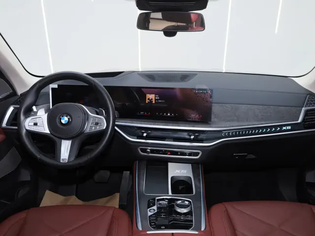 BMW X5 — Фото автомобиля 13