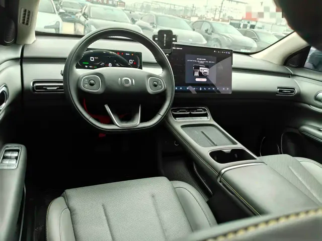 Changan Qiyuan Q05 — Фото автомобиля 6