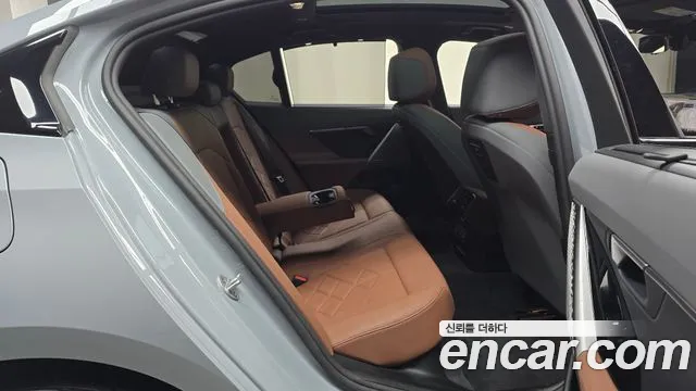 BMW 5-Series 5 серия (G60) 530i xDrive M Sport — Фото автомобиля 10