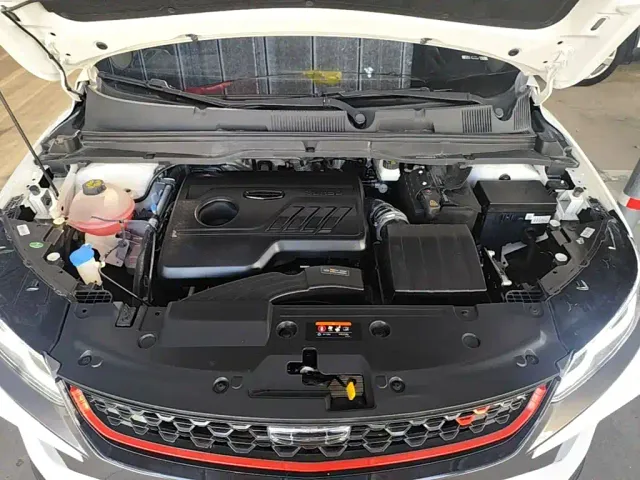 Geely Binyue — Фото автомобиля 19