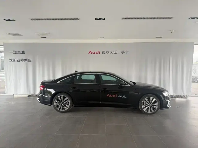 Audi A6L — Фото автомобиля 3
