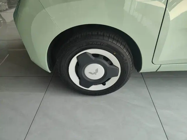 Wuling Hongguang Mini EV — Фото автомобиля 22