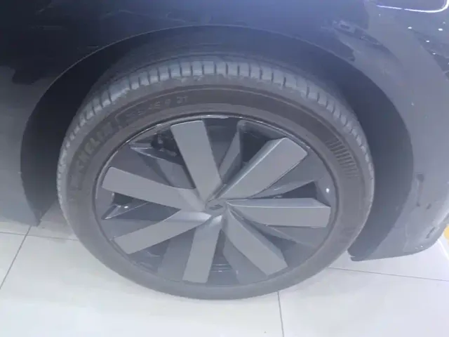 Li Auto i6 — Фото автомобиля 6