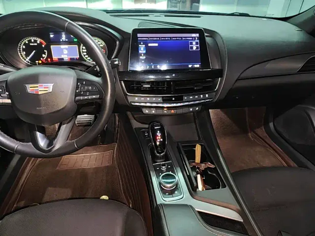 Cadillac CT5 — Фото автомобиля 13