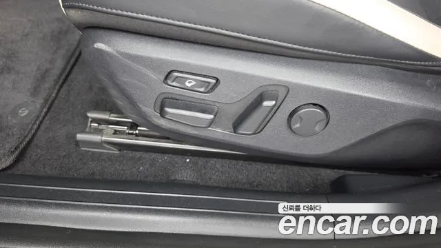 Kia EV6 — Фото автомобиля 28