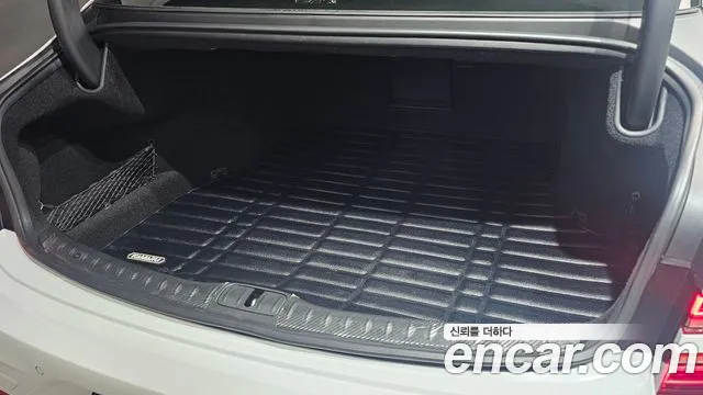 Genesis G80 Бензин 3.5 турбо AWD — Фото автомобиля 18