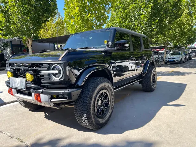 Фотография автомобиля — Ford Bronco