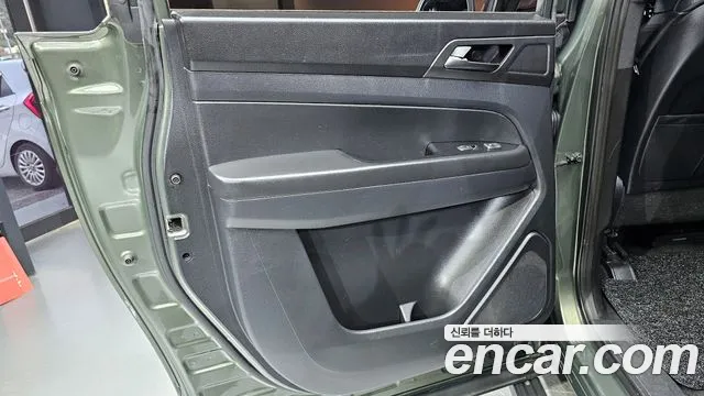 KG_Mobility_Ssangyong Rexton Новый Rexton Sport Khan Дизель 2.2 4WD — Фото автомобиля 25