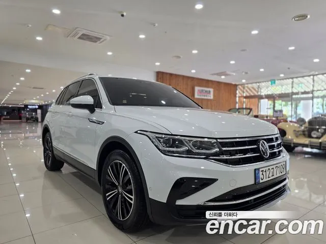 Volkswagen Tiguan Generation 2 — Фото автомобиля 8
