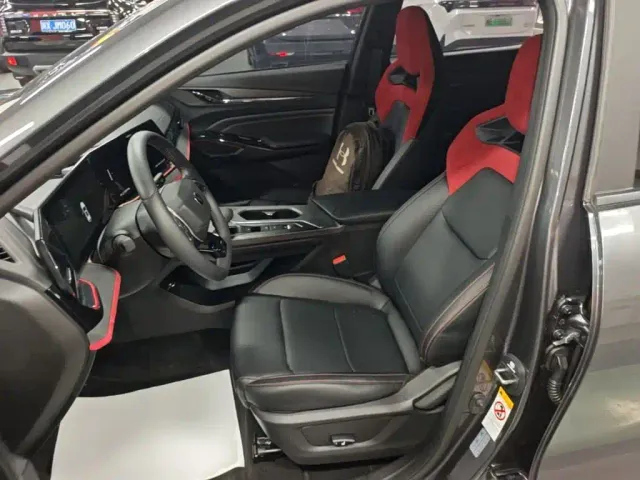 Changan X5 Plus — Фото автомобиля 14