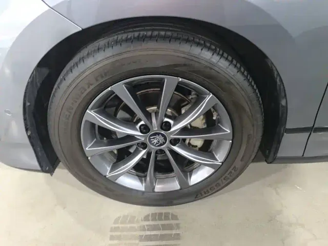 BYD Qin L — Фото автомобиля 22