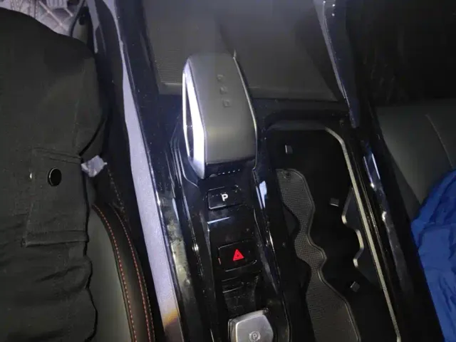 Geely Boyue — Фото автомобиля 16