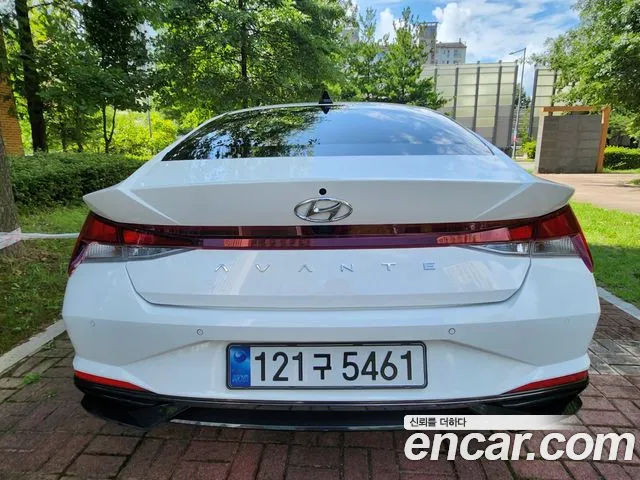 Hyundai AVANTE Avante (CN7) — Фото автомобиля 3