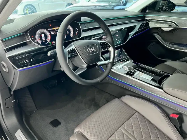 Audi A8 — Фото автомобиля 7
