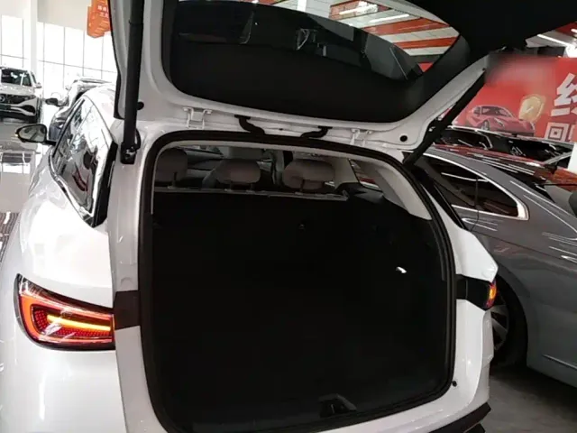 BYD Seal 06 DM-i Touring — Фото автомобиля 18