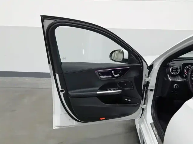 Mercedes-Benz C-Class — Фото автомобиля 8
