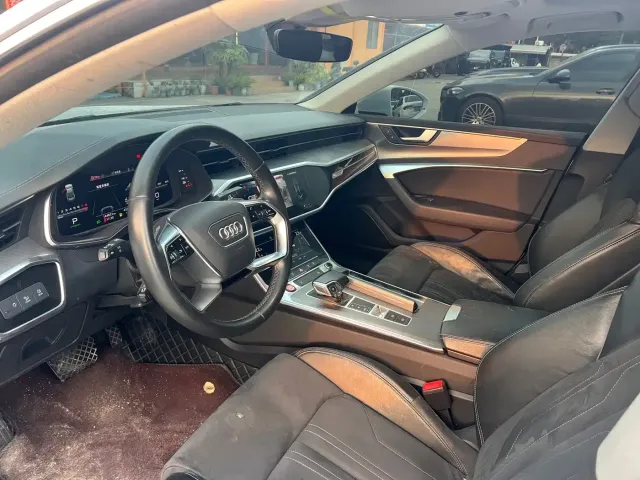 Audi A7L — Фото автомобиля 4