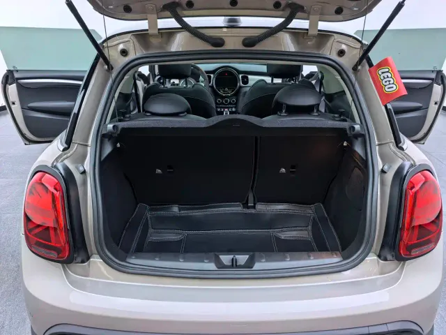 MINI Hatch — Фото автомобиля 10