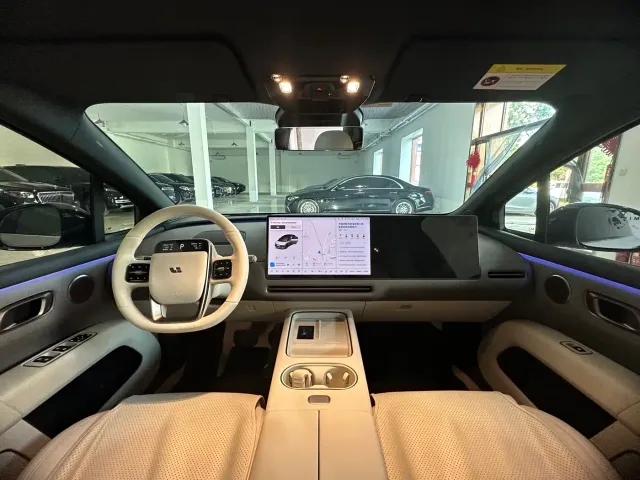 Li Auto i6 — Фото автомобиля 9