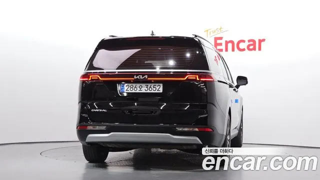 Kia Canival Carnival 4 поколение Бензин 9 мест Prestige — Фото автомобиля 4
