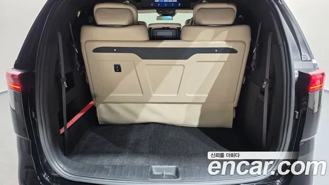 Kia Canival Carnival 4 поколение Бензин 9 мест Hi-Limousine(Спецкузов) — Фото автомобиля 15