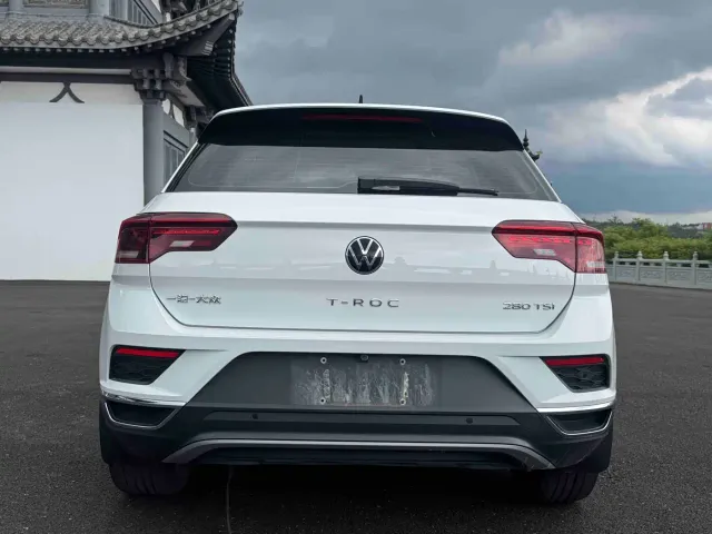 Volkswagen T-Roc — Фото автомобиля 5