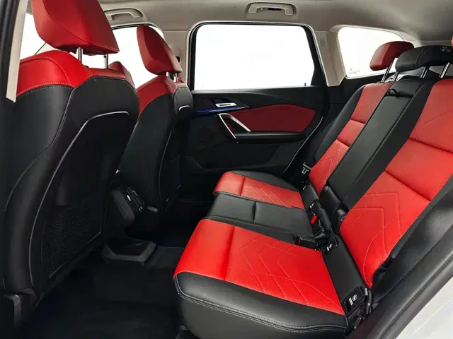 BMW X1 — Фото автомобиля 13