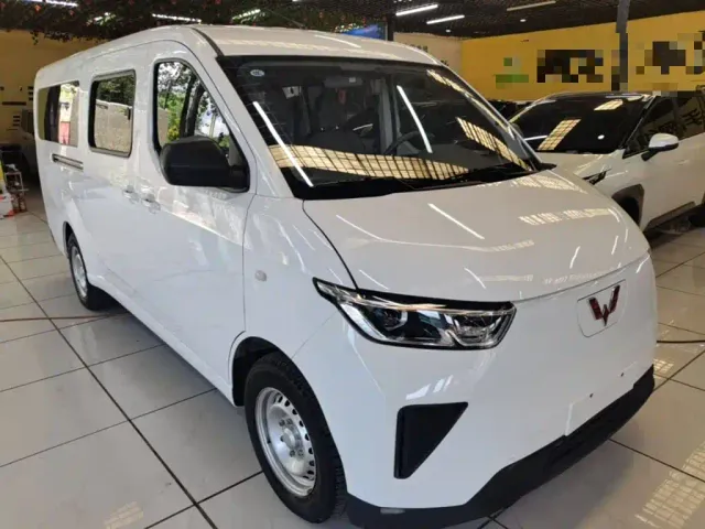 Wuling Yangguang — Фото автомобиля 21