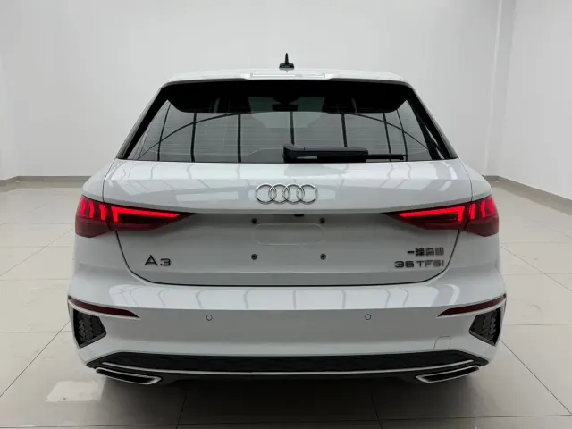 Audi A3 — Фото автомобиля 4