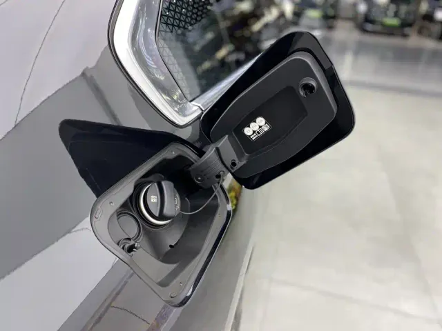 BMW 7 Series — Фото автомобиля 9