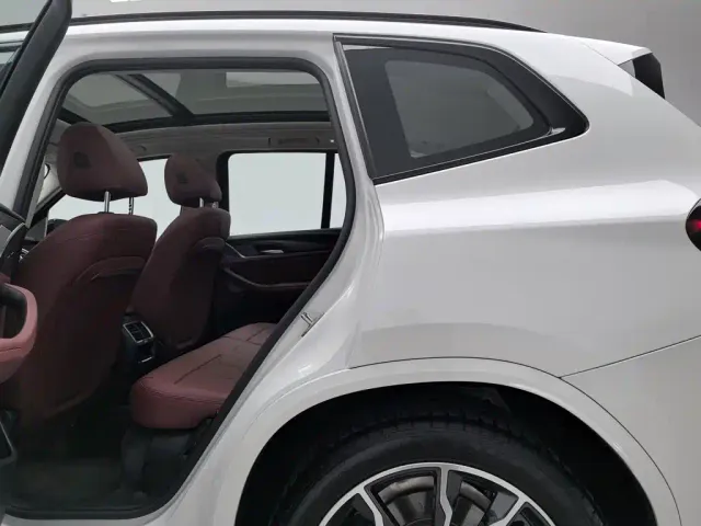 BMW BMW X3 2023 Facelift xDrive30i Leading M Night Package — Фото автомобиля 15